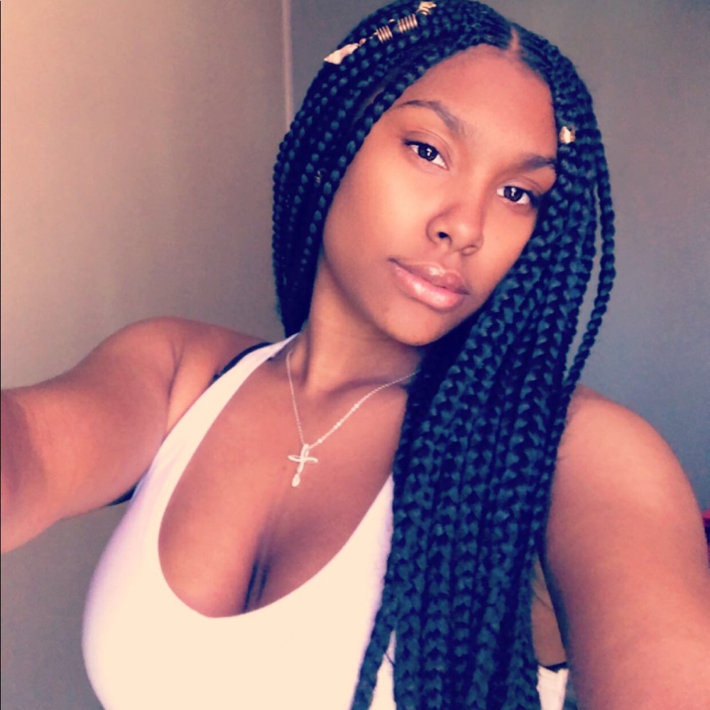 Meet your Posher, Faith